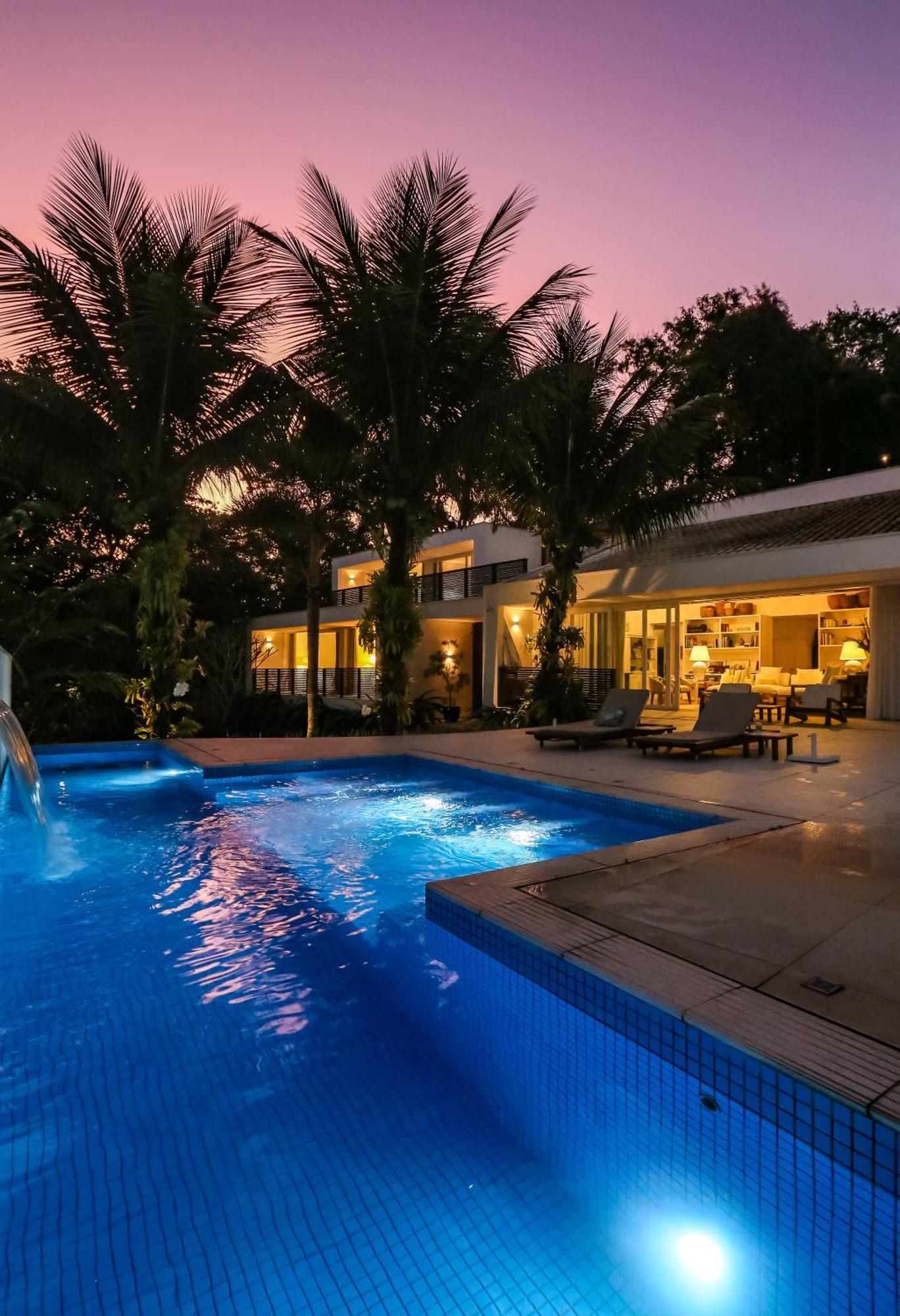 Tropical Contemporary Suites Araquari Eksteriør billede