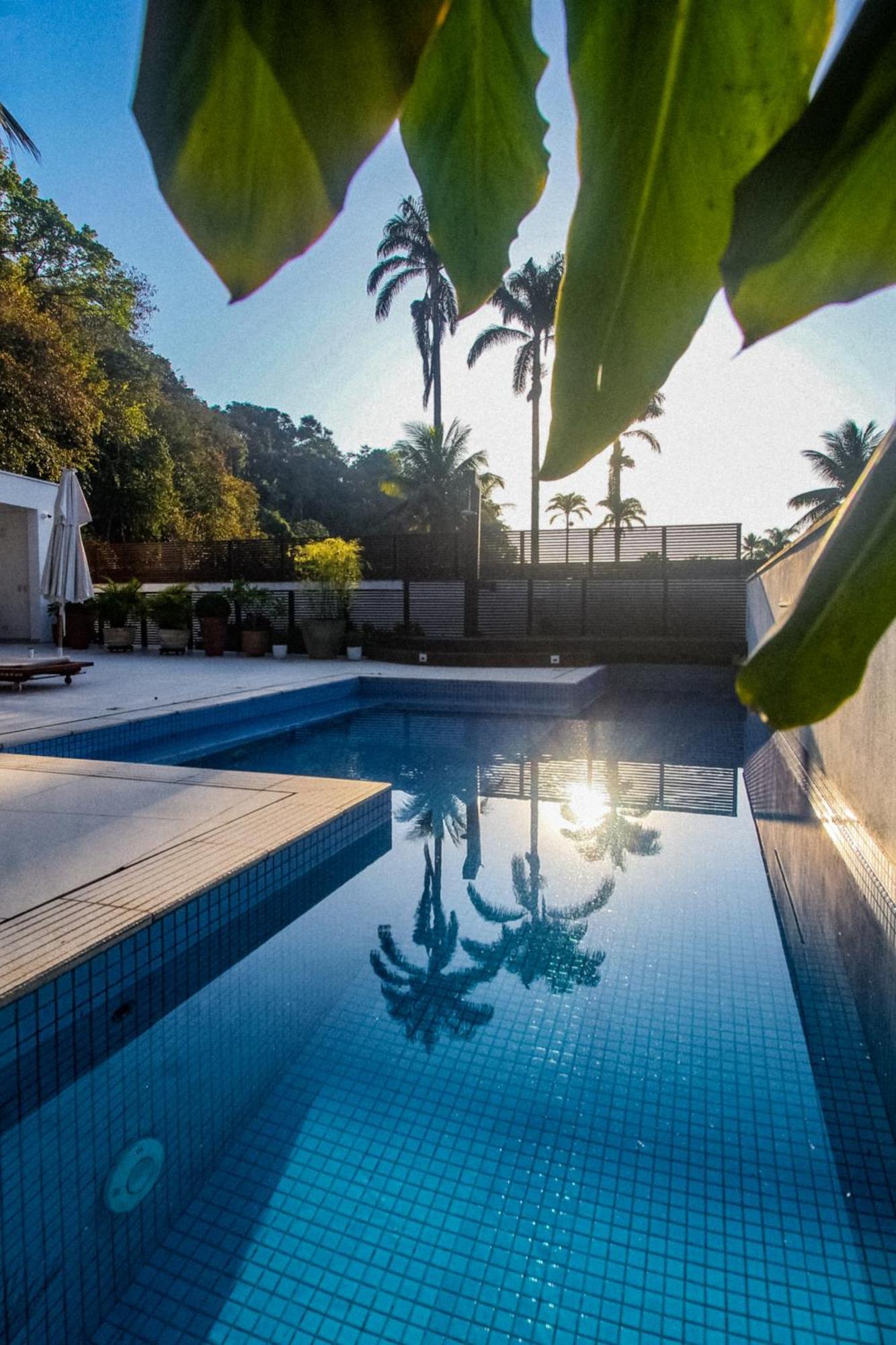 Tropical Contemporary Suites Araquari Eksteriør billede