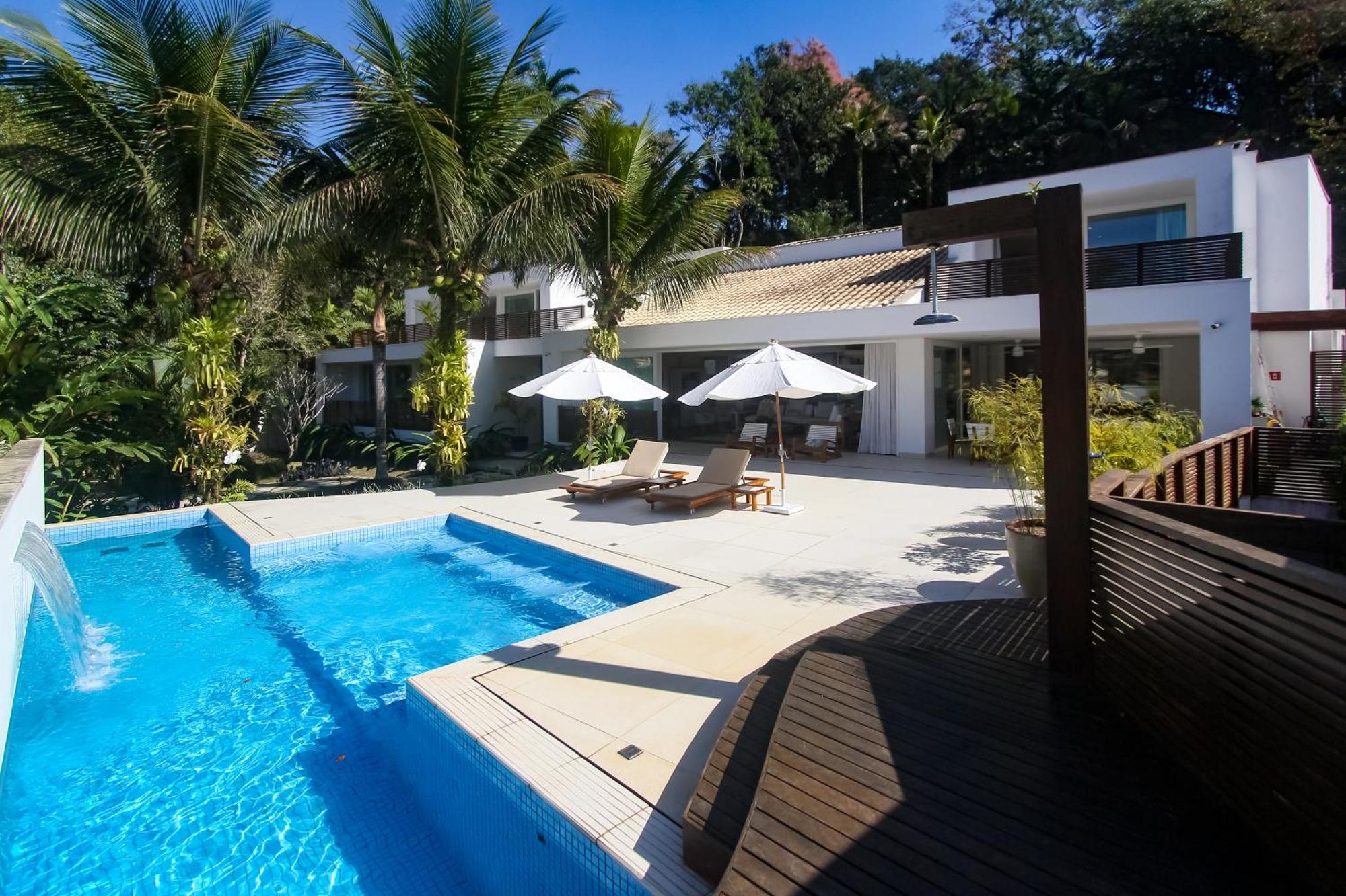 Tropical Contemporary Suites Araquari Eksteriør billede