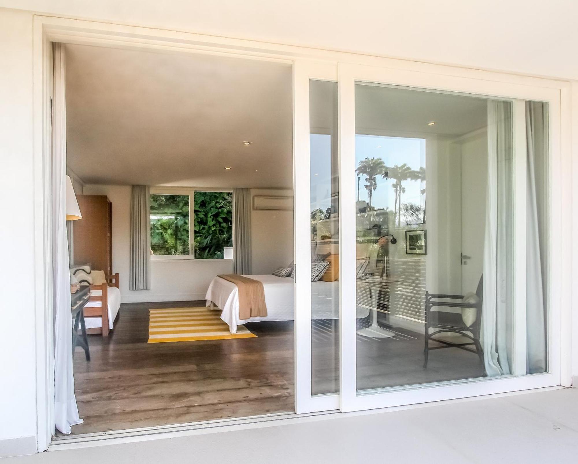 Tropical Contemporary Suites Araquari Eksteriør billede